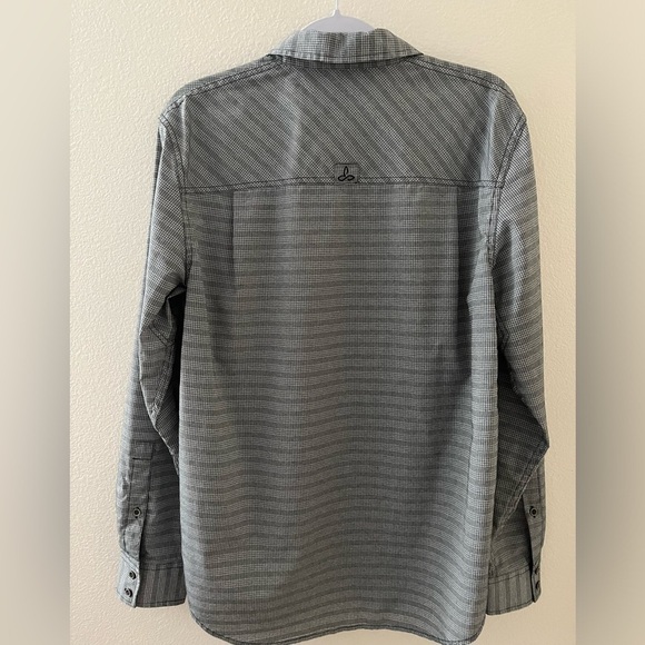 Prana Men’s Gray Plaid Button Front Long Sleeve Shirt Medium - Picture 9 of 11